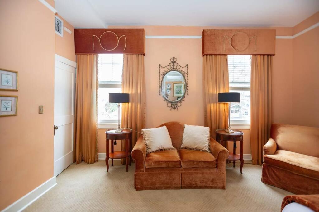Апартаменты Nice + Cozy Studio In Durham, Steps Away From Duke Экстерьер фото